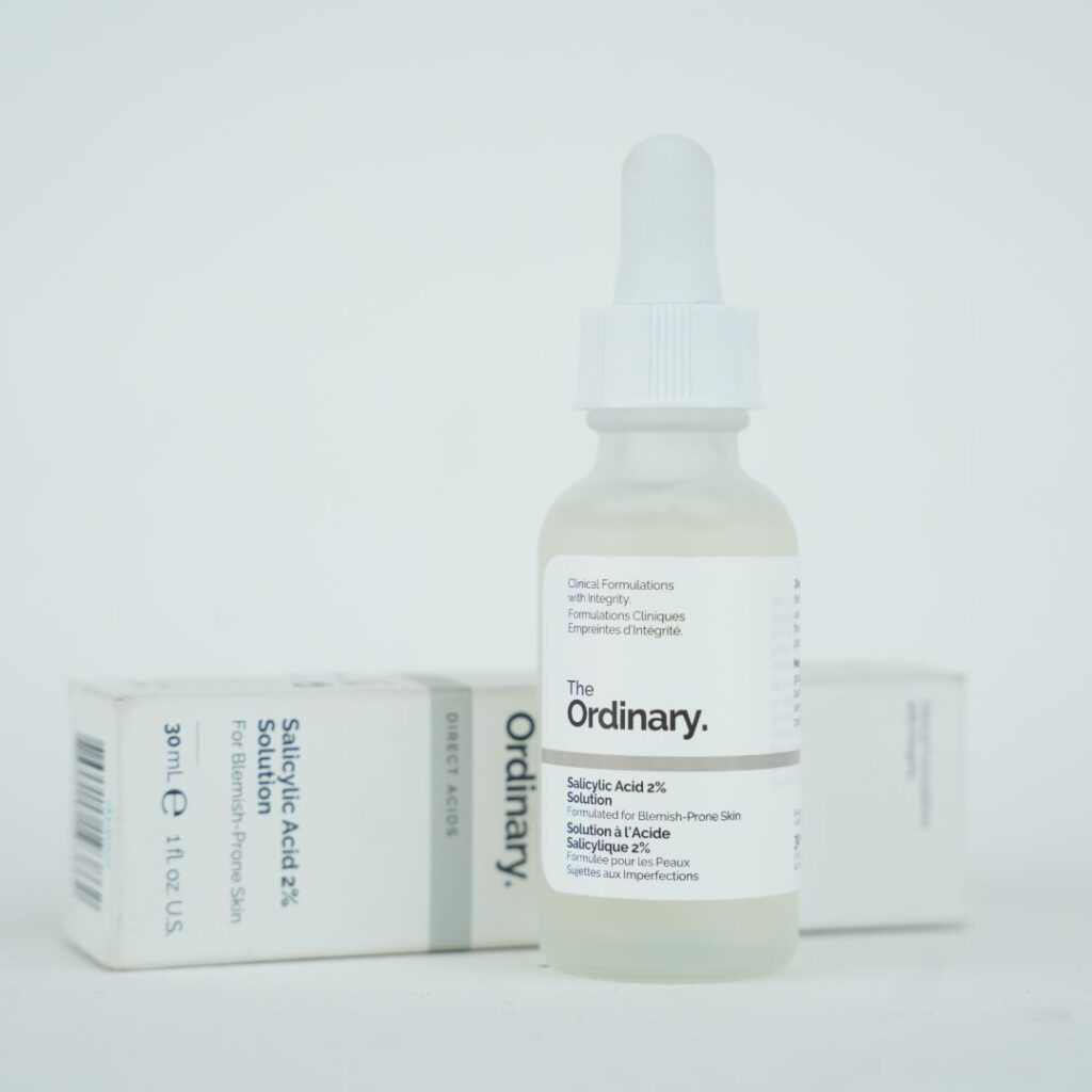 Salicylic Acid 2% Solution texture showing lightweight serum consistency