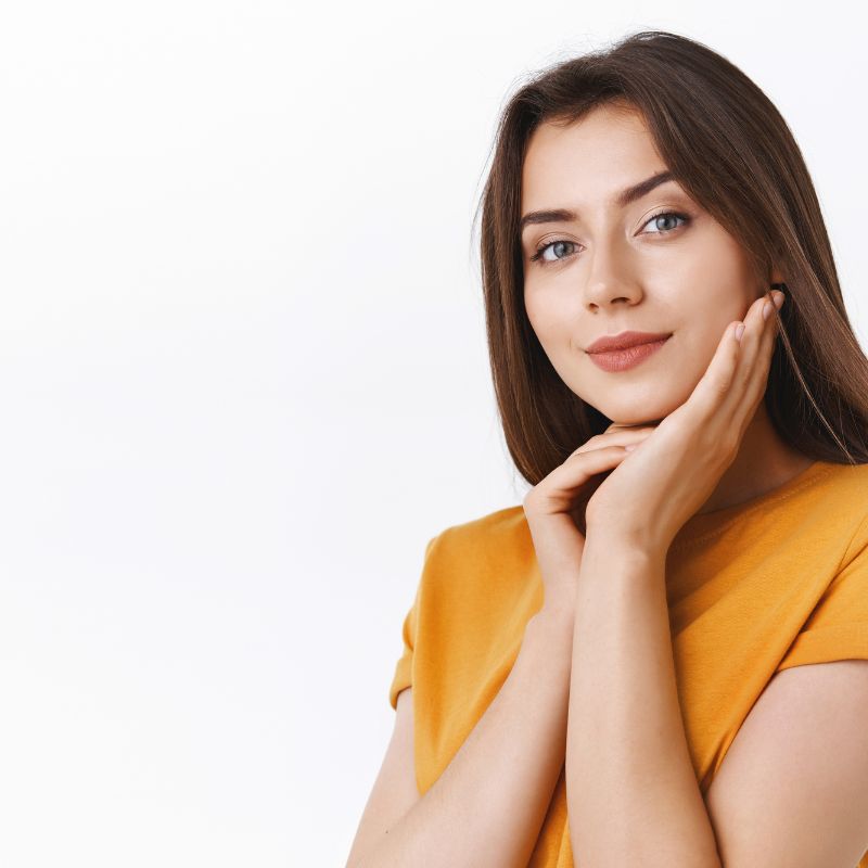 ঘরে বসে ত্বক উজ্জ্বল